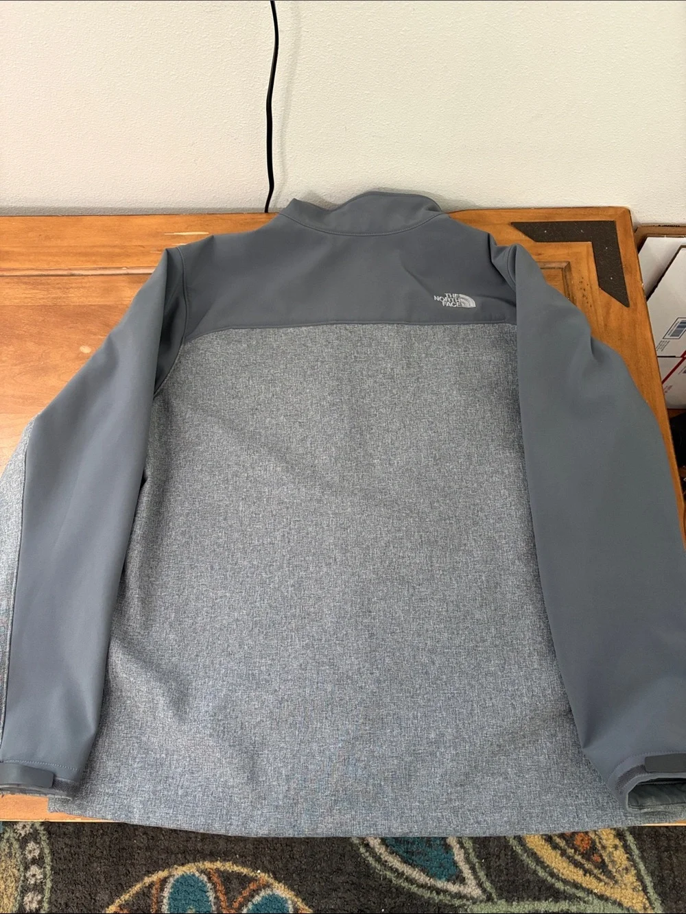 The North Face Men's Two-Tone Gray Softshell Jacket Size XL